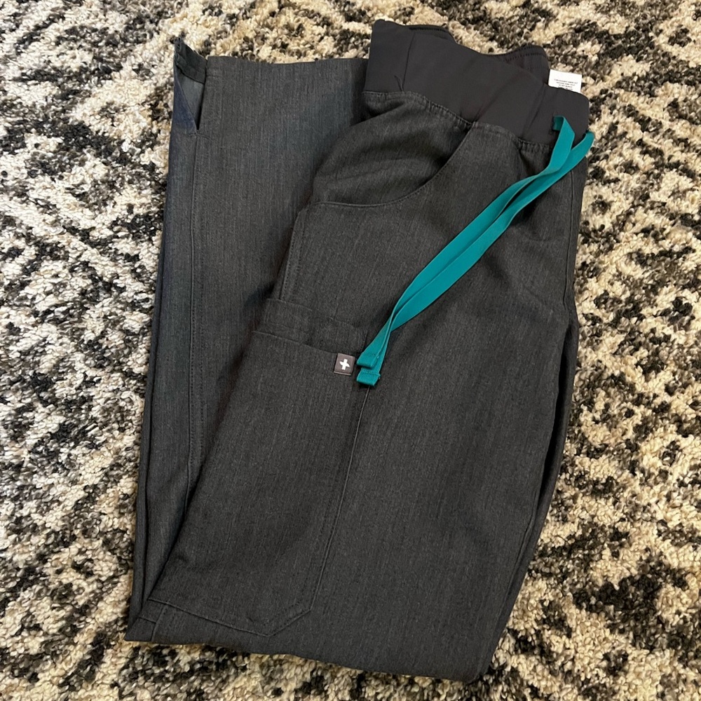 Figs scrub pants